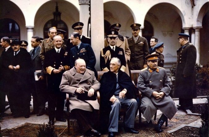 Yalta_Conference_1945_Churchill,_Stalin,_Roosevelt